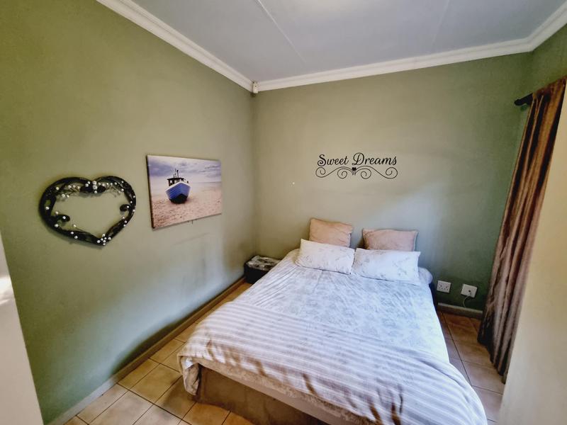 4 Bedroom Property for Sale in Safari Gardens North West